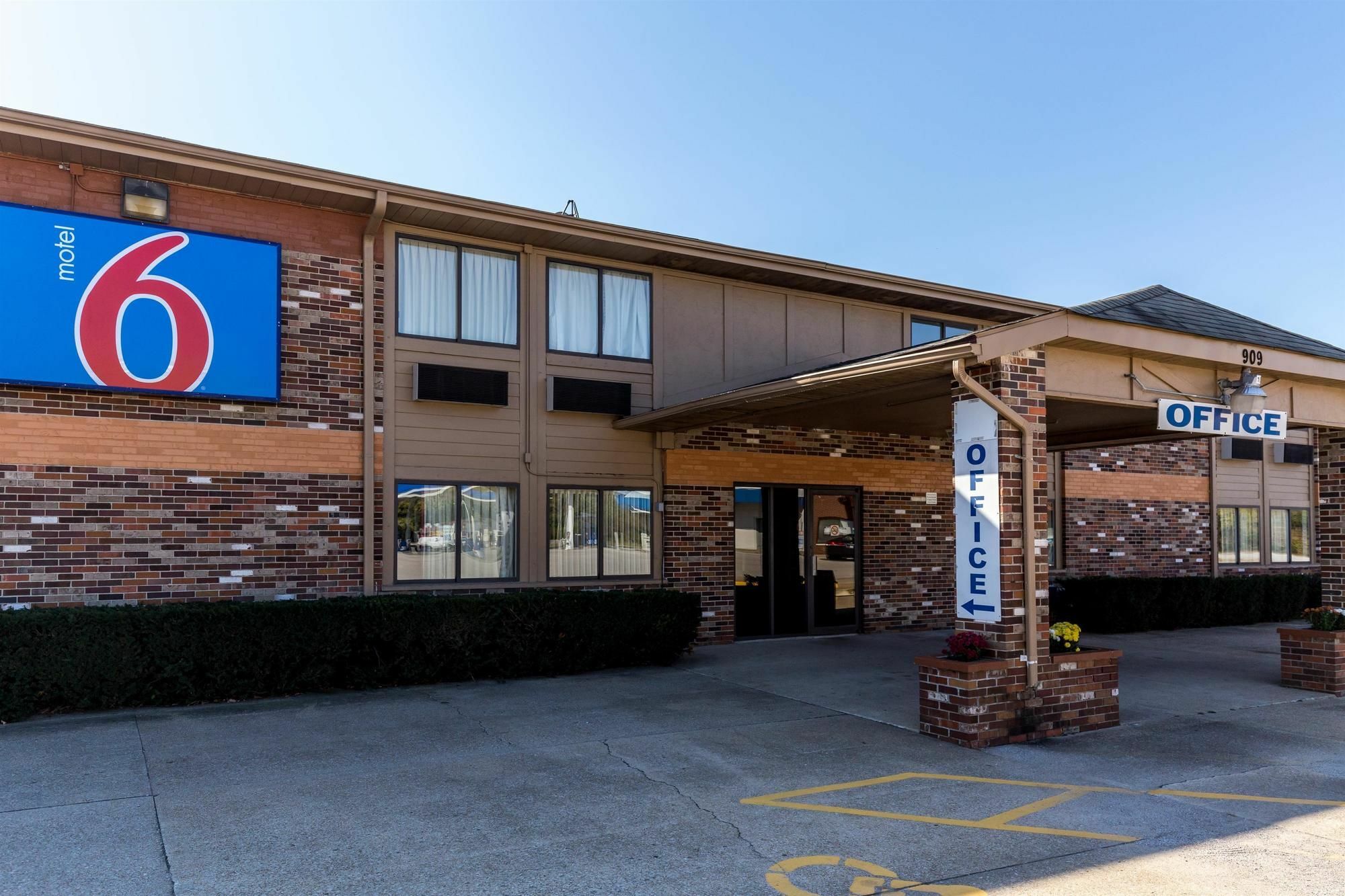 Motel 6-Troy, Il Exterior photo